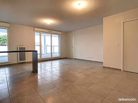 appartement 3 pièces 67 m²