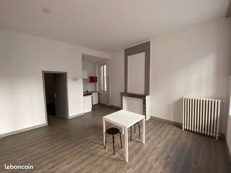 t2 de 42m2  rdc  centre ville historique