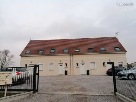 appartement f3 de 60 m² avec jardin privatif et parking – disponible au 1er août