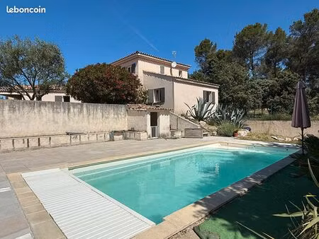 villa 6 pièces 166 m²