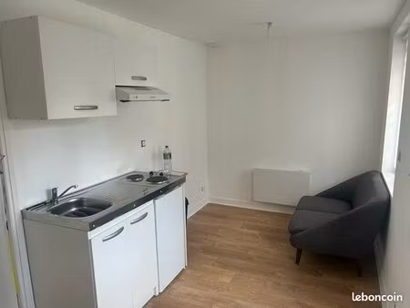 petit t2 meuble refais à neuf centre d’armentieres