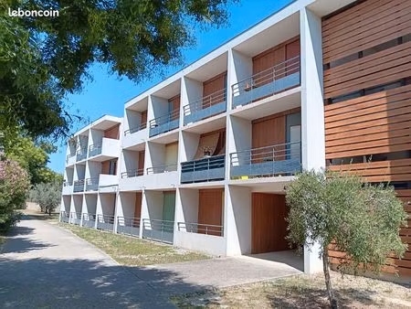 studio 24m2 +3m2 de terrasse montfavet  495 charges comprises