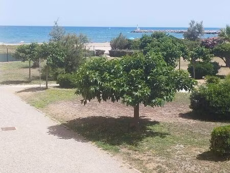 exclusif - t2 front de mer 46m² – vue mer panoramique – prestations haut de gamme – port b