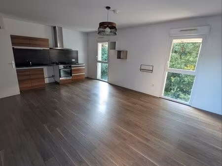 appartement t2 - les sorinières