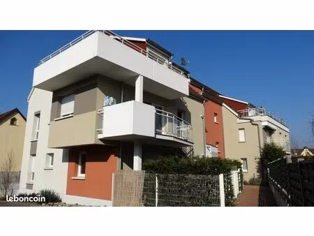 f3 70m2 récent rixheim centre  calme avec garage double et parking couvert