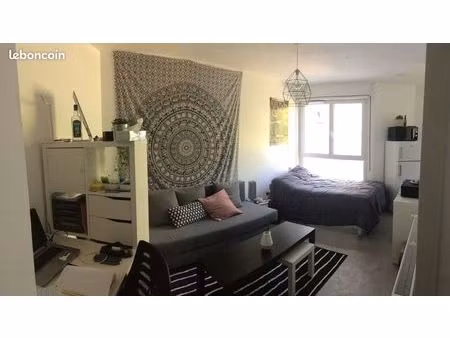 location studio meublé talence 25m2