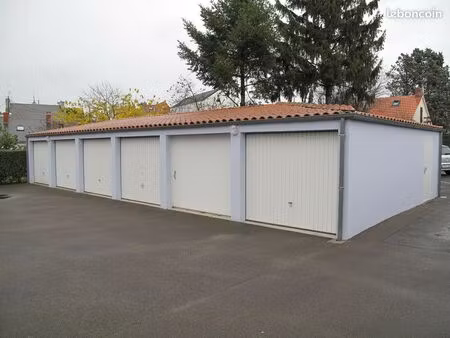 garage fermé 12m² reze