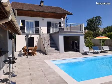 maison 6 pièces - 140m²