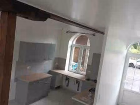 maison a louer a felleries