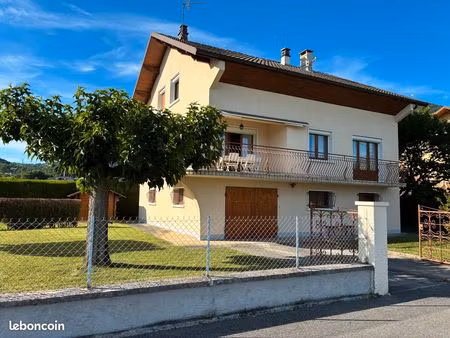 situation exceptionnelle – maison lumineuse de 283 m² sur terrain de 787 m²
