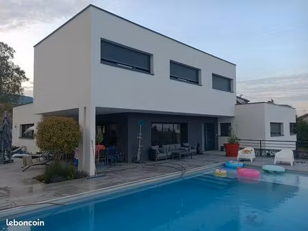 villa a louer