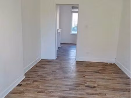 bel appartement renové 50 m2 f2 maubeuge proche bricodepot