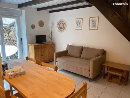 loc° 2 ch + jardinet  proche auray  disponible en juillet