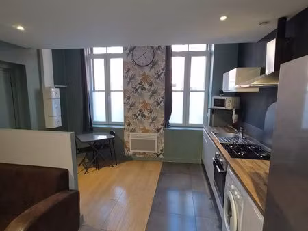 apparemment 30m2 meublé