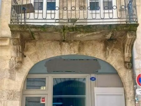 à louer – local commercial de 23 m² avec cave de 25 m²– hypercentre bordeaux