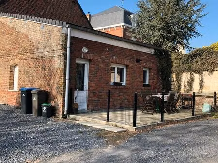 petite maison individuelle meublée