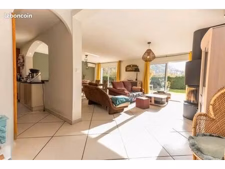 maison 4 chambres 150m2