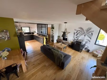 location maison de ville pluneret