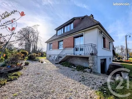 maison 6 pièces 93 m²