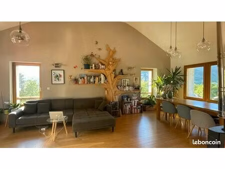 maison 6 pièces 143 m2