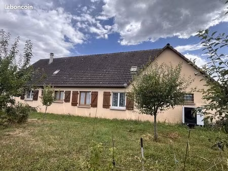 maison 8 pièces 200 m²