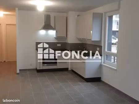 appartement 3 pièces 64 m²