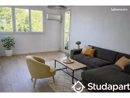 chambre 1 pièce 13 m²