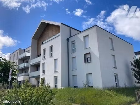 appartement 3 pièces 69 m²
