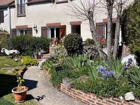maison briarde rénovée avec studio indépendant