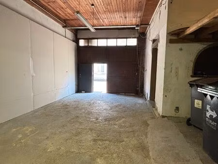 local commercial / surface de stockage