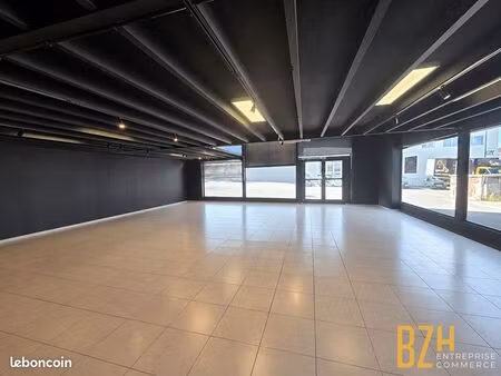 local commercial 400 m² vannes