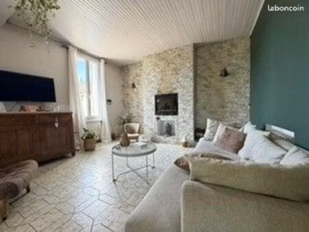 rare superbe maison composée de 2 habitations