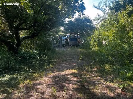 terrains à bâtir viabilisés au fond d'impasse