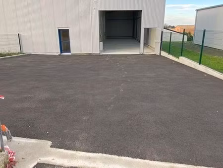 local 165 m² divatte-sur-loire