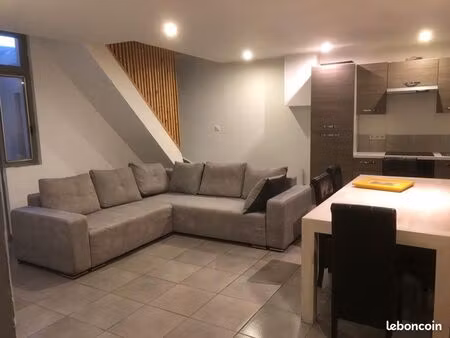 à louer une maison de 80m2 yenne centre