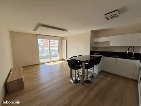 appartement 3 pièces 63 m²