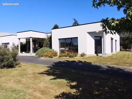 bureaux 545 m²