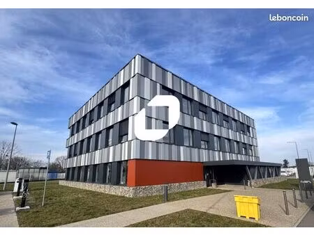 bureau 130 m²
