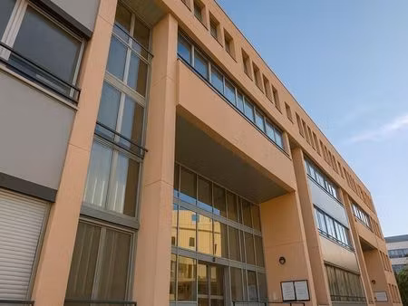 bureaux 612 m²