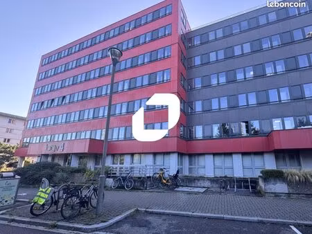 bureaux 650 m²