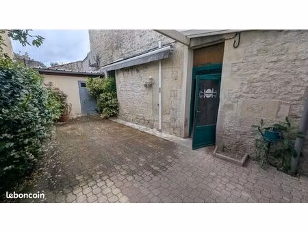 local 187 m² magné