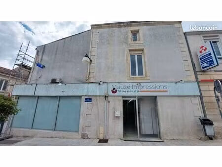 local commercial 65 m² mauze sur le mignon