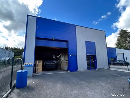 local d'activité 216 m²