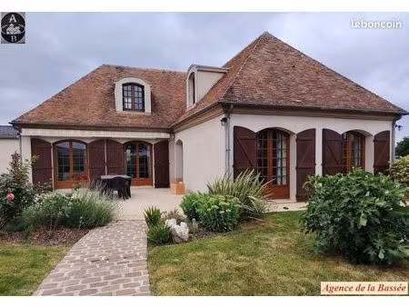 pavillon 6 pièces 137 m²