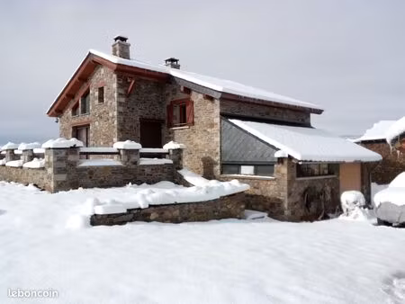 maison en pierre cerdagne catalane