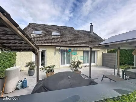 pavillon 6 pièces 132 m²