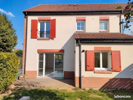 proche lille  maison 2015  3 chambres