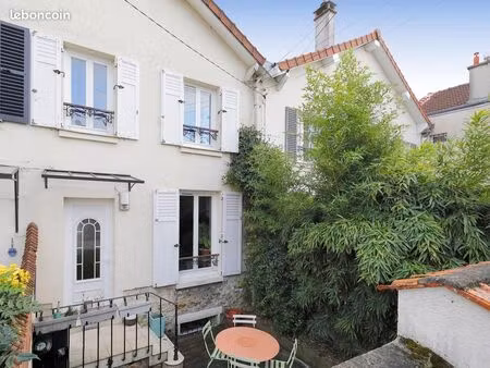 maison 3 pièces 60 m²