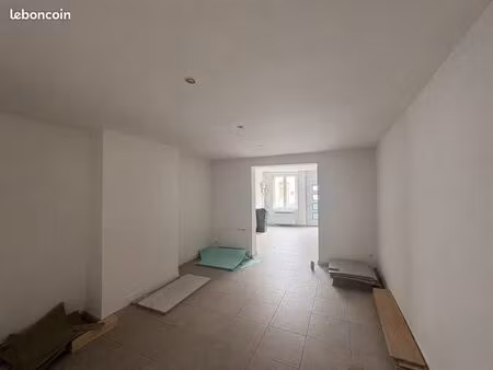 maison rénovée 94 m² – 4chambres – jardin – saint-amand-les-eaux- à louer