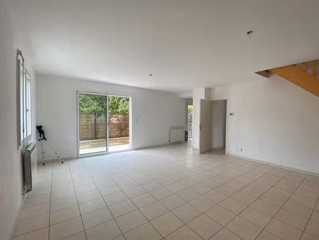 loue villa nord montpellier